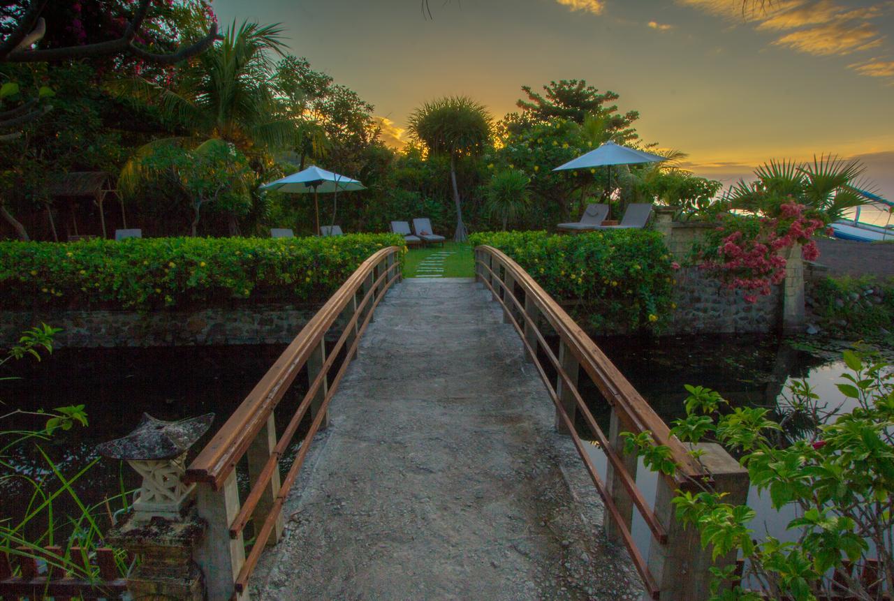 Arya Amed Beach Resort And Dive Center Eksteriør billede